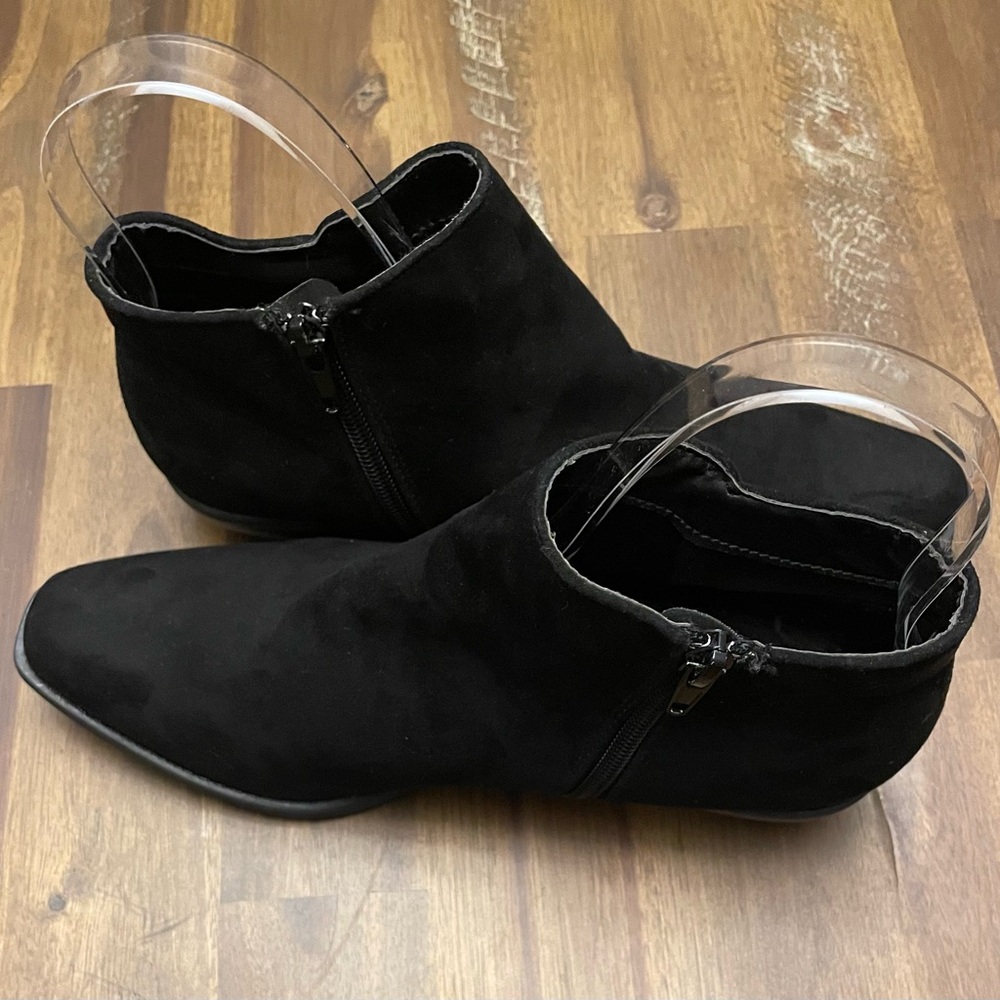 NEW Qupid Black Suede Bootie